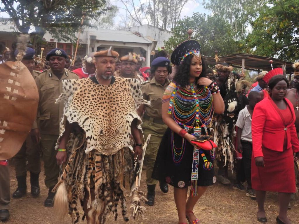 Saulos Chilima Wearing Traditional Clothes With His Wife